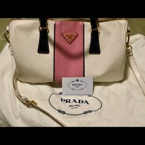 (SOLD‼️) Prada crossbody/top handles